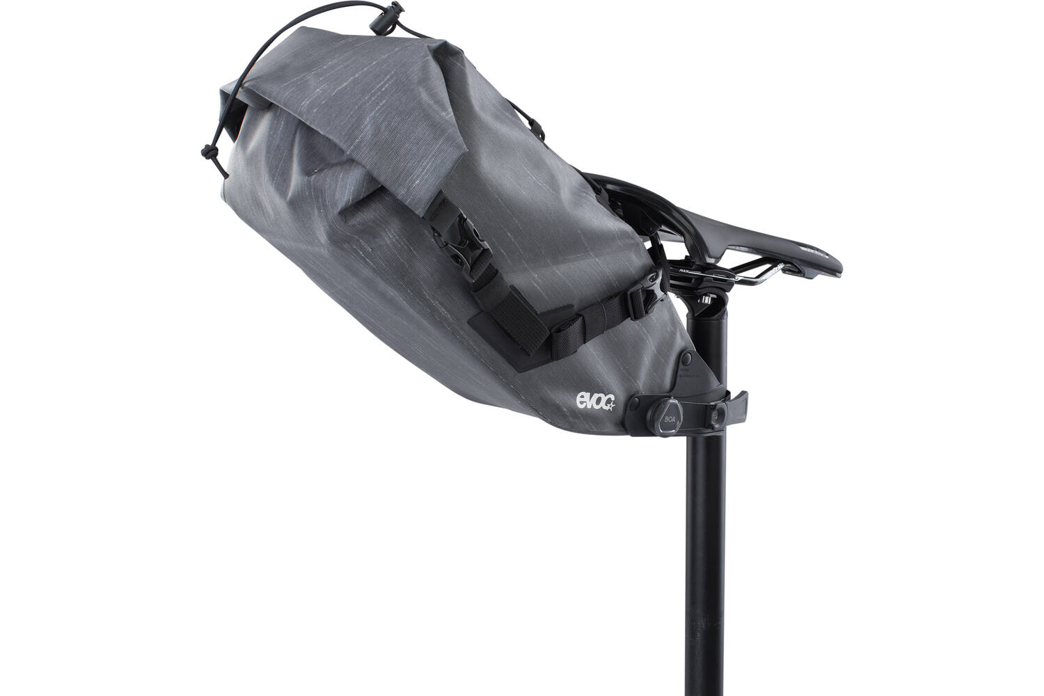 https://arrowbow.eu/media/catalog/product/e/1/e1fdc15c-a058-47d1-81a3-6a4fd05d177e_evoc-seat-pack-boa-wp6-bike-packing-carbon-grey-4.jpg