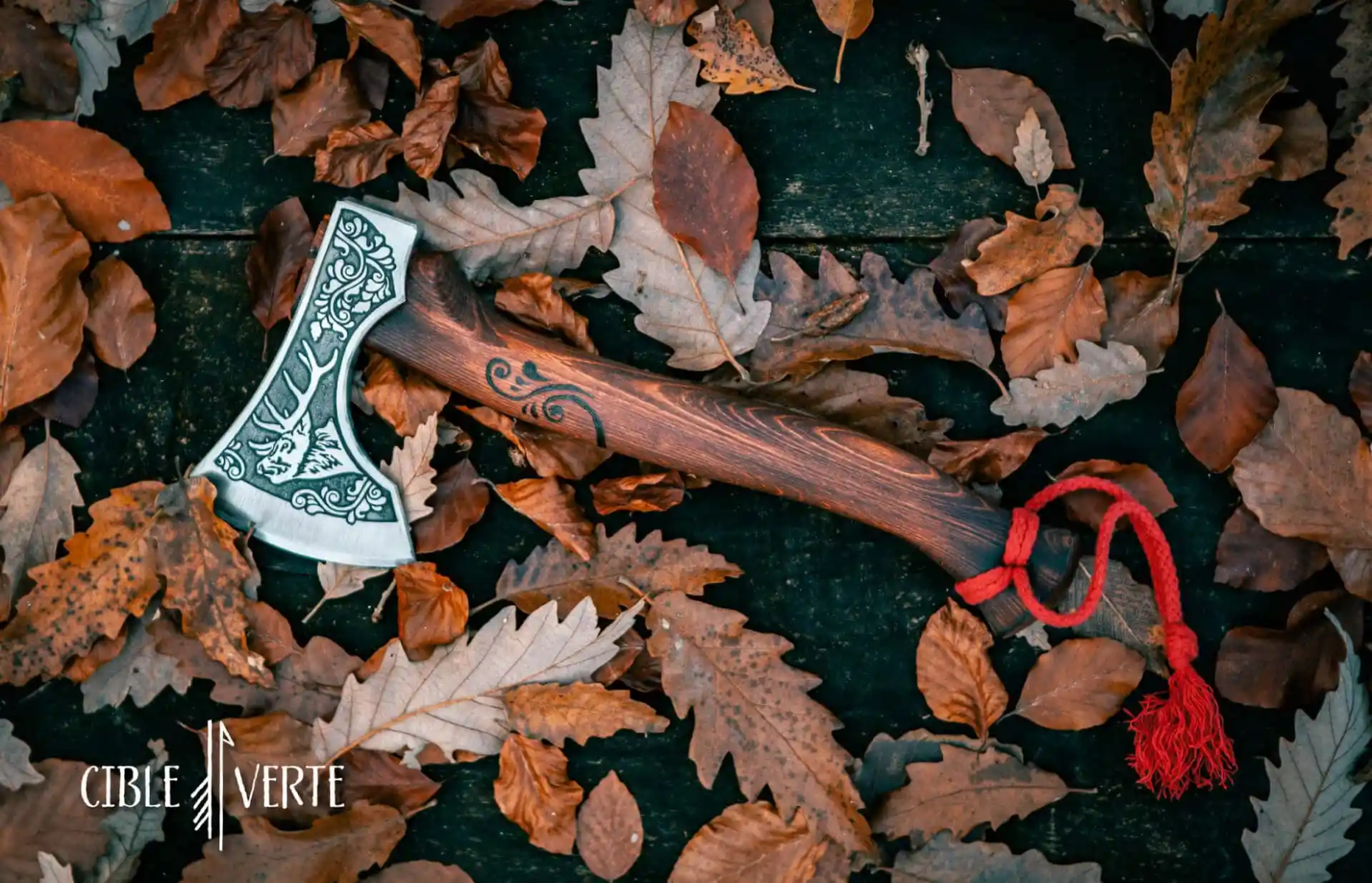 https://arrowbow.eu/media/catalog/product/m/i/miracle-deer-hatchet-3.png