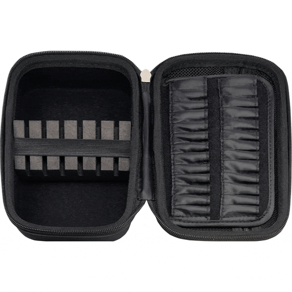 https://arrowbow.eu/media/catalog/product/m/i/mission-eva-dartcase-belgie.gif
