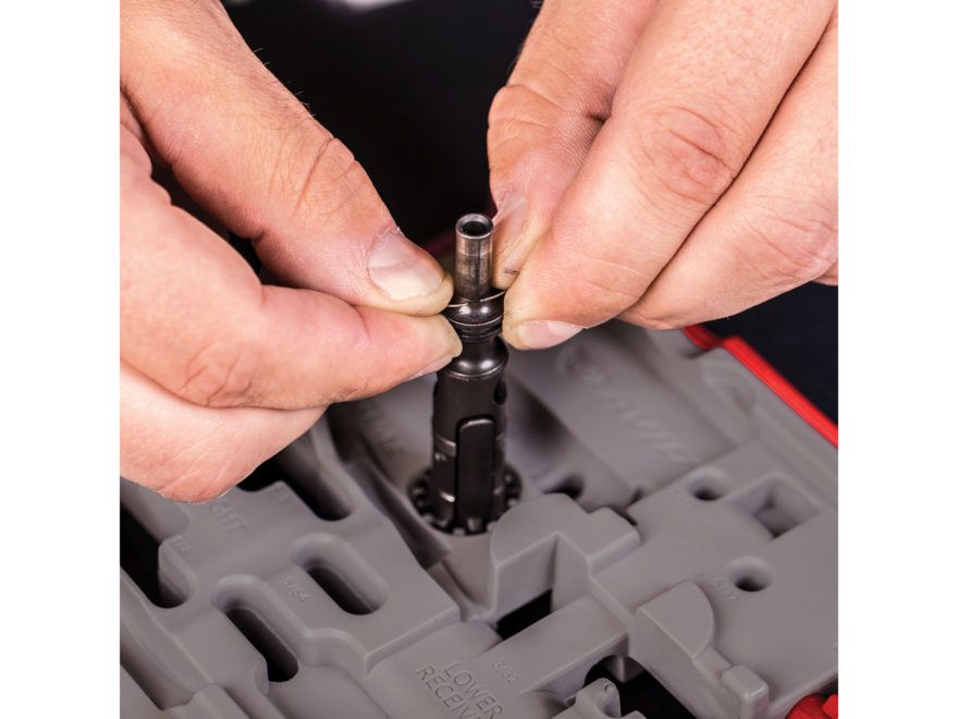 https://arrowbow.eu/media/catalog/product/r/e/real-avid-ar15-master-bench-block-wapenhandel-kuiper-voorbeeldfoto2.jpg
